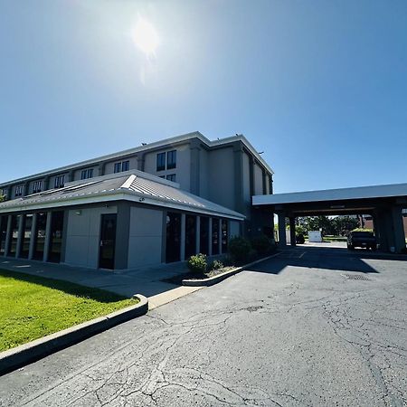 Country Inn & Suites By Radisson, Canton Near Hall Of Fame North Canton Exterior foto